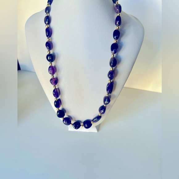 NWOT Amethyst Purple Gemstone and Goldtoned Bead Necklace 18” Long - Picture 6 of 8